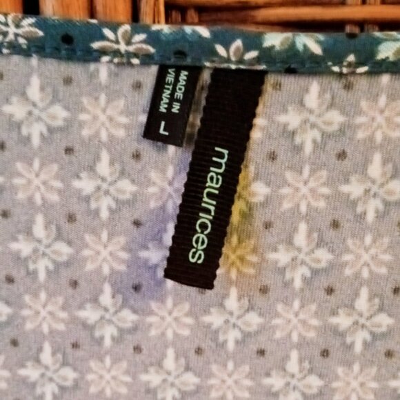 Maurice's Women's Large Blue & Black Short-sleeved Blouse with Black Bow - Picture 6 of 8